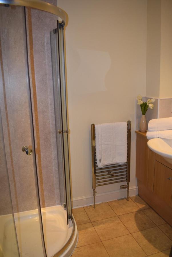 Kelpies Serviced Apartments Kavanagh- 5 Bedrooms Bathgate Kültér fotó