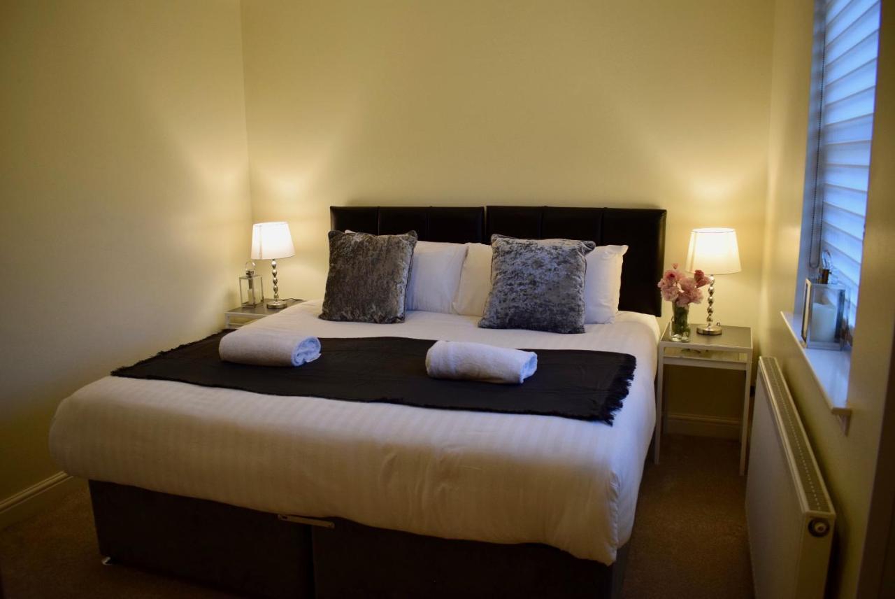Kelpies Serviced Apartments Kavanagh- 5 Bedrooms Bathgate Kültér fotó