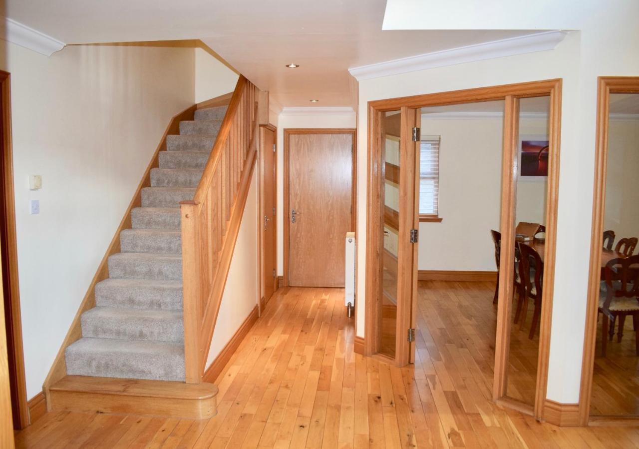 Kelpies Serviced Apartments Kavanagh- 5 Bedrooms Bathgate Kültér fotó